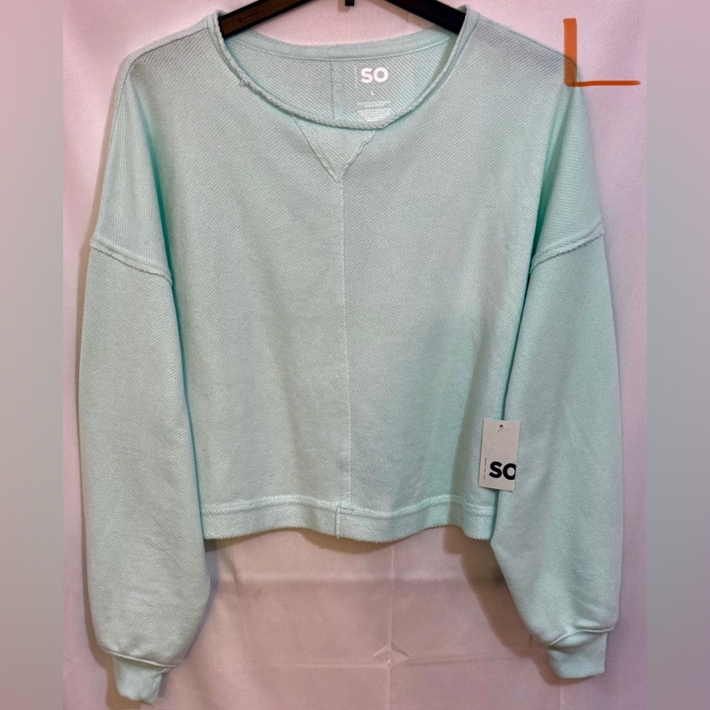 SO Light Green Pullover